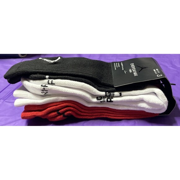 Nike Jordan 3-Pack Crew Socks Everyday Max Crew Size Large Red Black White NWT - Picture 5 of 7